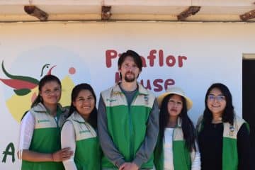 Teachers at Picaflor house