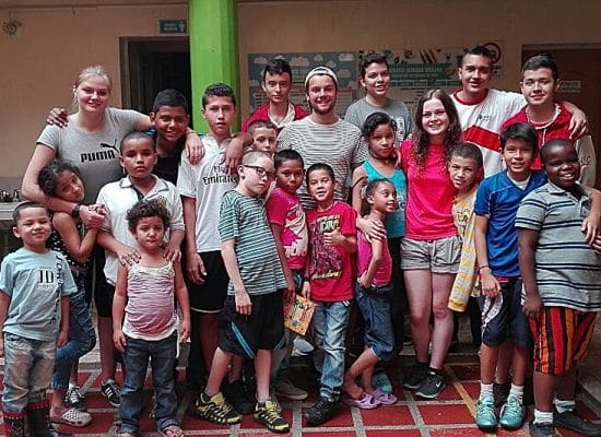 University group volunteers in Colombia"