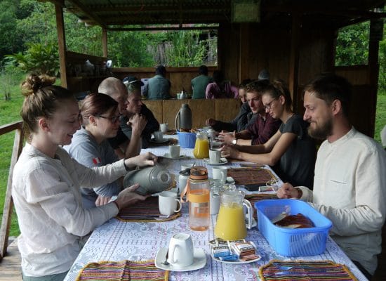 Volunteer Meals in the Amazon"