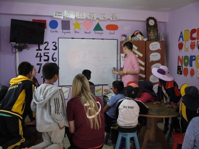 An English lesson in a Picaflor House classroom in Cusco