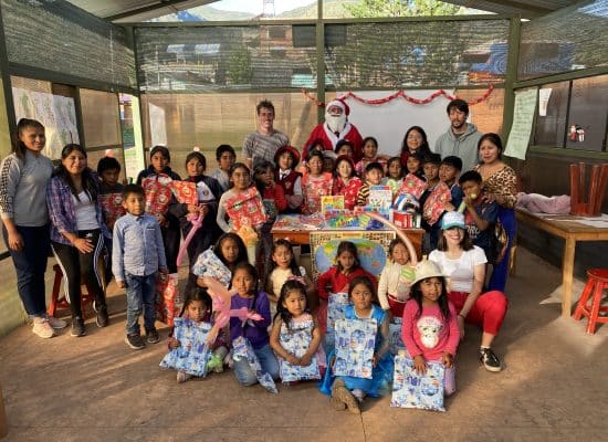 Larissa with Picaflor staff and students"