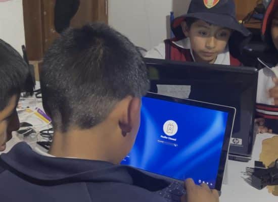 Computer Class in Picaflor"