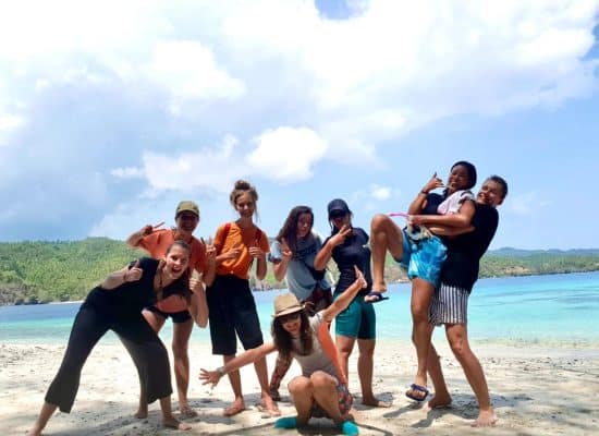 Volunteers in indonesia"