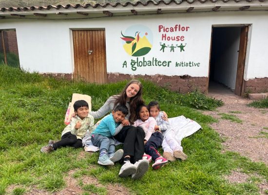 International volunteer at Picaflor House in Cusco"
